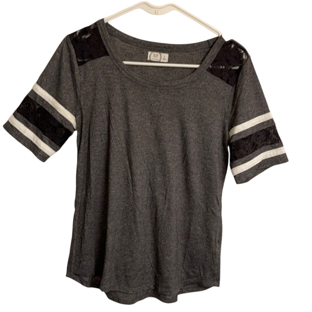 🌻 Maurice  Womens Henley Top